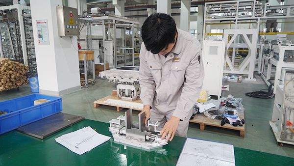 Piezas de repuesto y desgaste