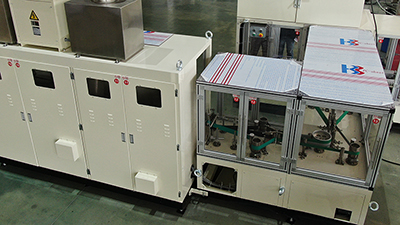 Máquina contadora y envasadora - para toallas femeninas