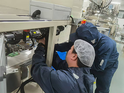 Línea de producción de toallas sanitarias con servoaccionamiento