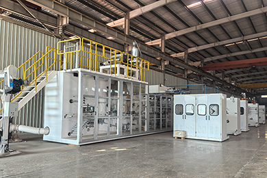 Línea de producción de pañales para bebés con servoaccionamiento