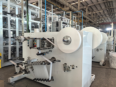 Línea de producción de pañales para bebés con servoaccionamiento